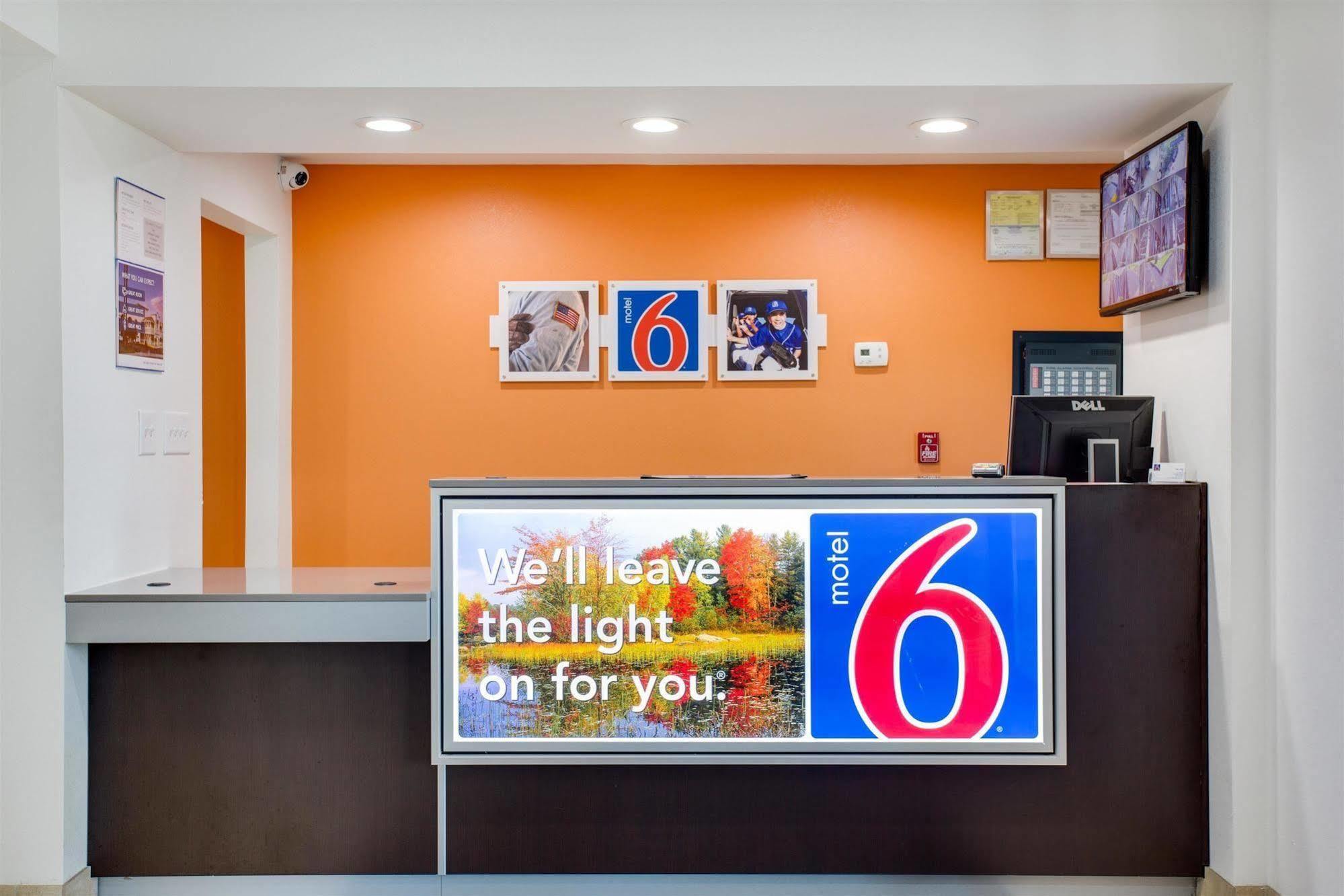 Motel 6-White House, Tn Luaran gambar